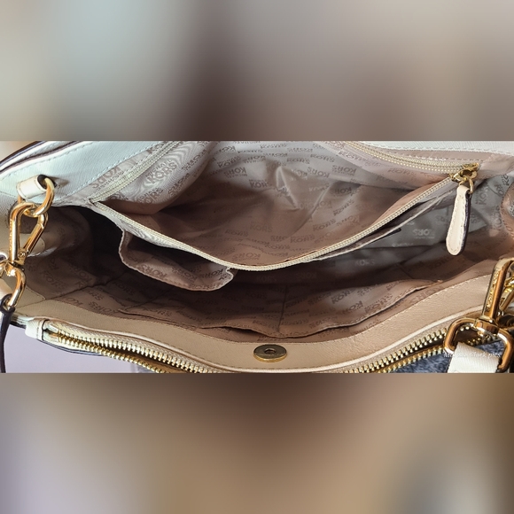 EUC Michael Kors tote bag - Picture 8 of 16